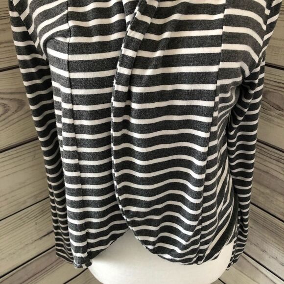 Fenn Wright Manson Grey & White Striped Soft Cardigan Size Small - Picture 3 of 6